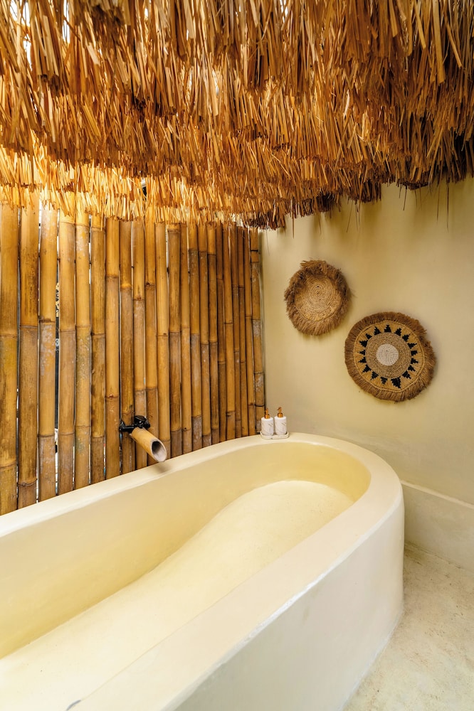 Villa Laguna by Pertama Management