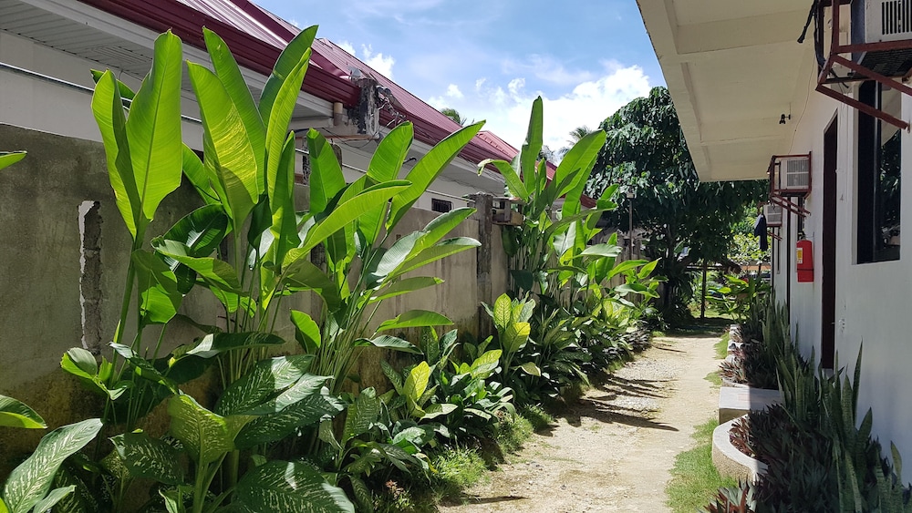 Yayay Siargao