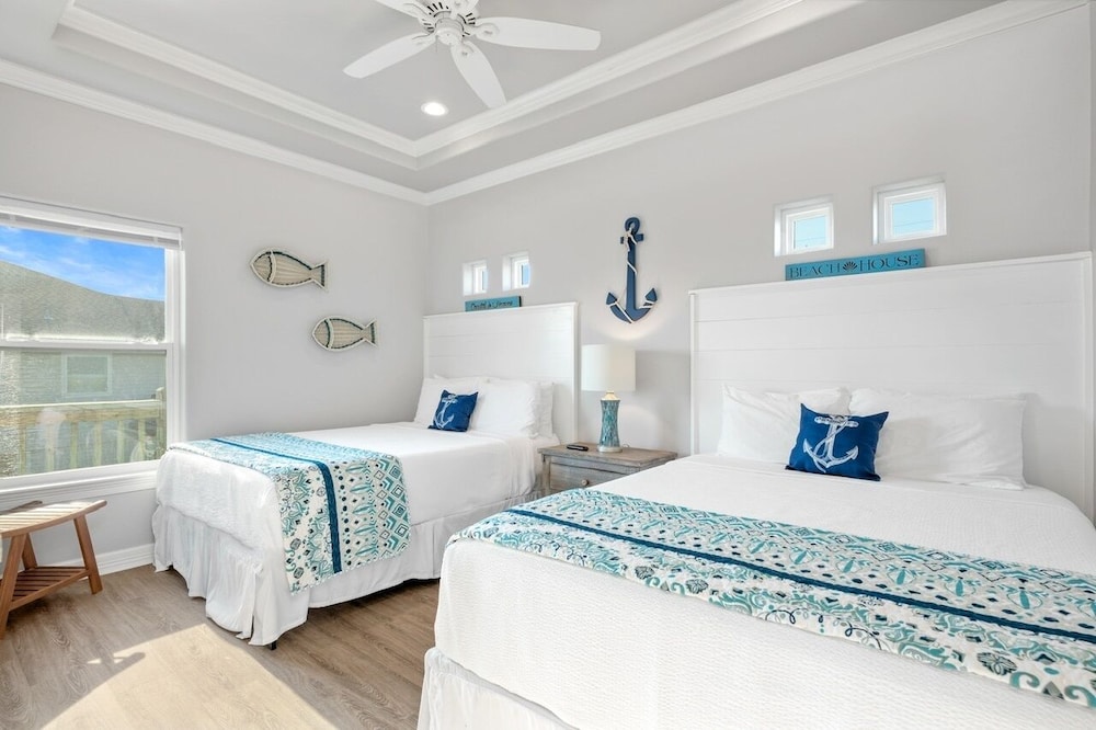 Sunkissed Castle 4 Bedroom Home