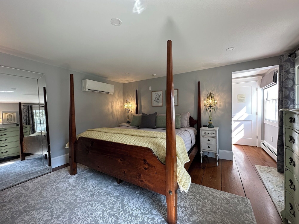 Inn at Perkins Cove