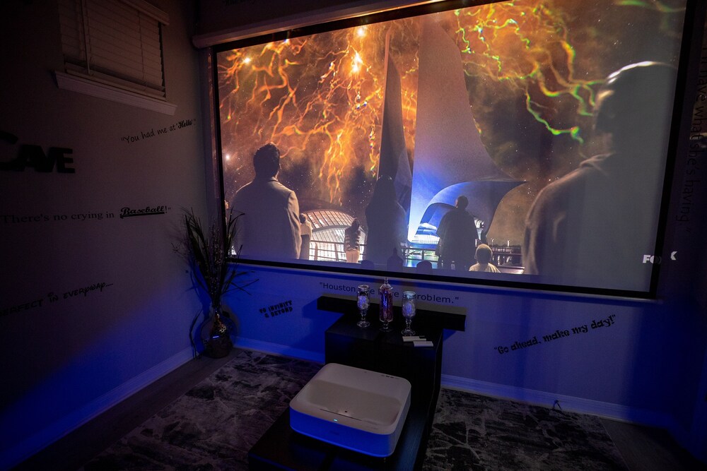 Newly Constructed Modern Pet Friendly Zen Home W/ Private Home Theater & Hot Tub! 1 Bedroom Home by RedAwning
