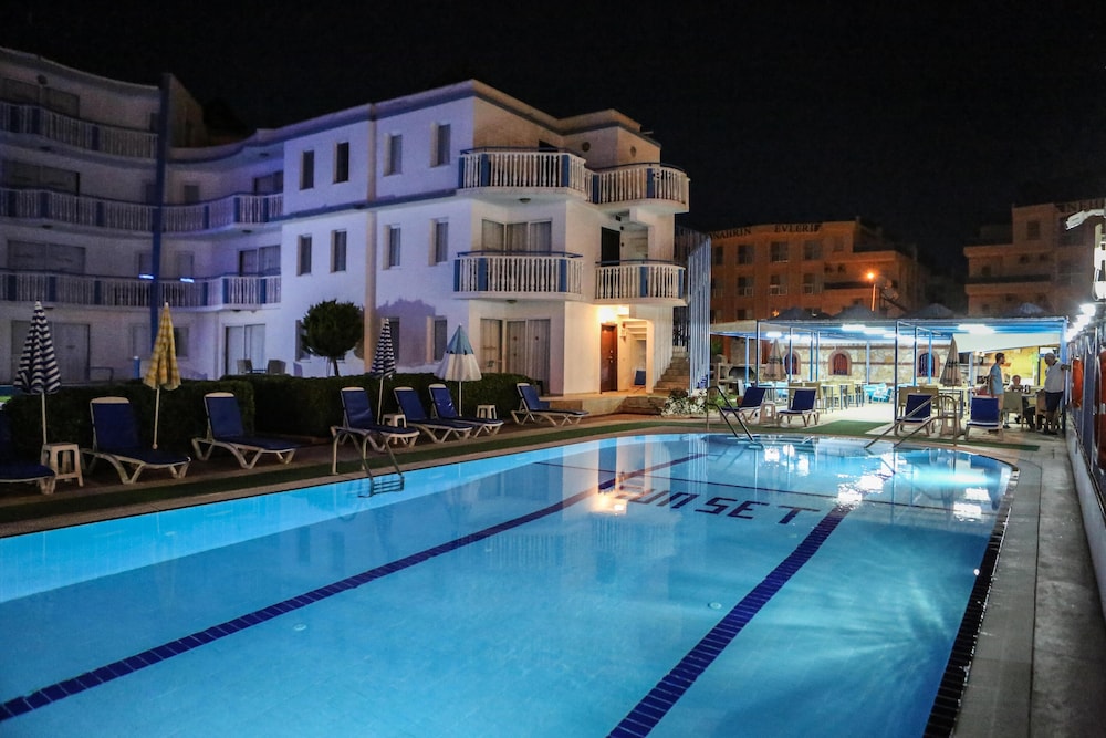 Sunset Village Apart Otel - Image 41