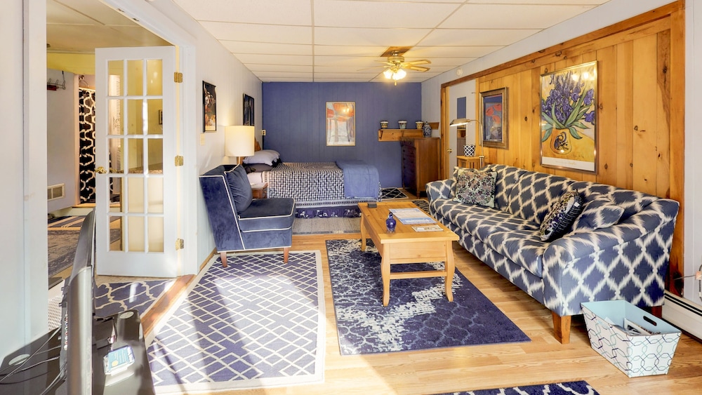 Cavalier Cottage B&B