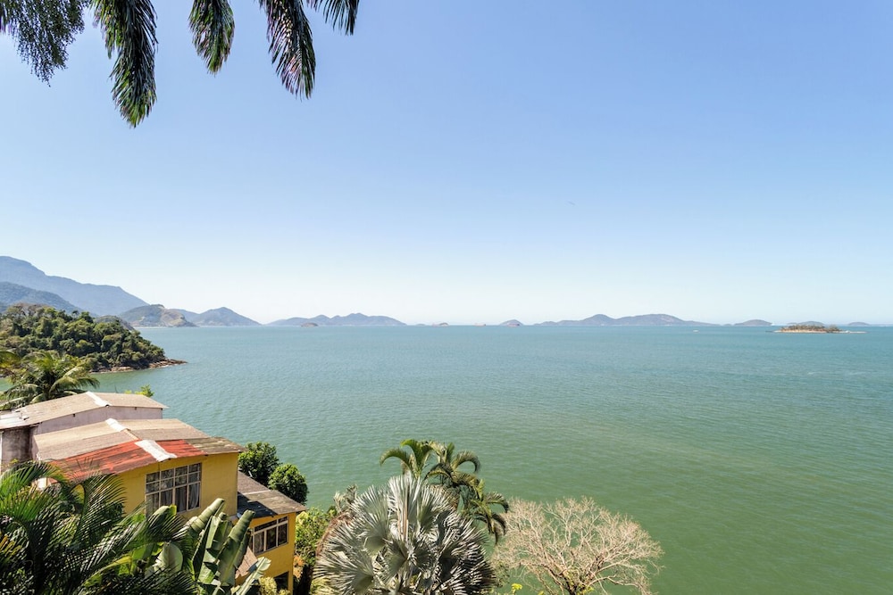Loft Vista mar com Varanda em Mangaratiba