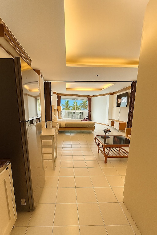 5 Star Resort - Patong Beach - 65m²-olympic Size Swimming Pool, Gym, Spa, Tennis