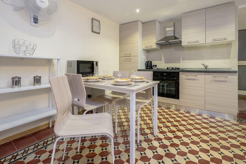 Valletta Archbishop Townhouse - Property Image 4