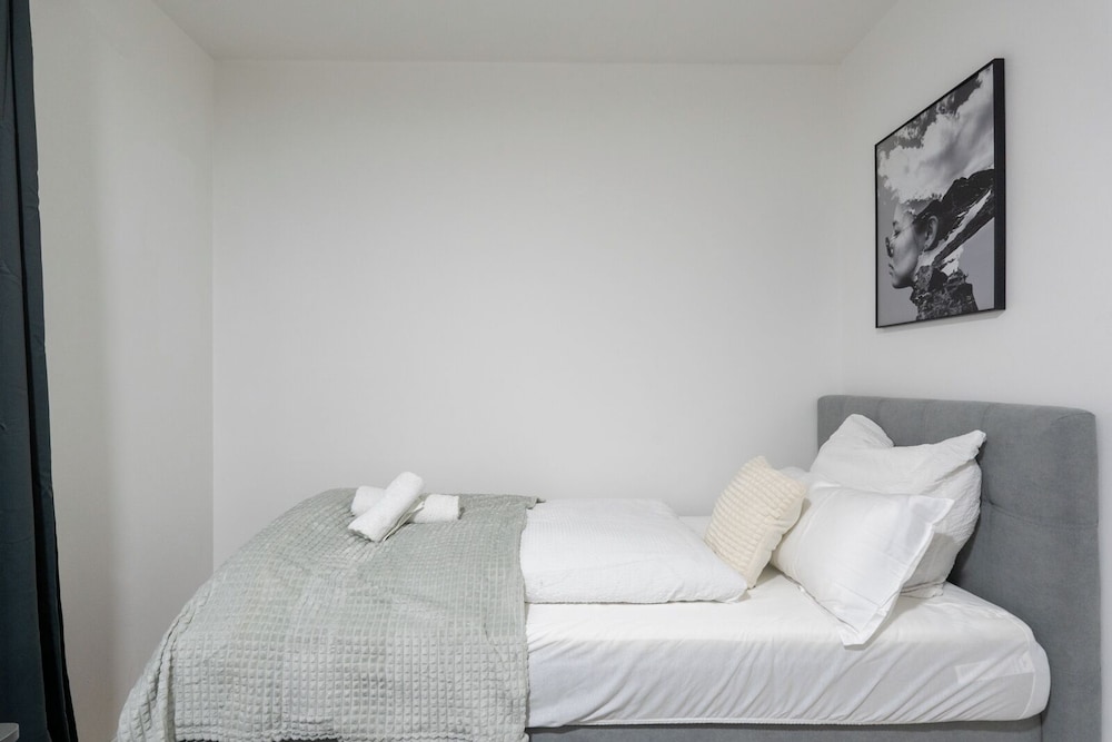 COY Apartments Steyr - Work & Relaxation