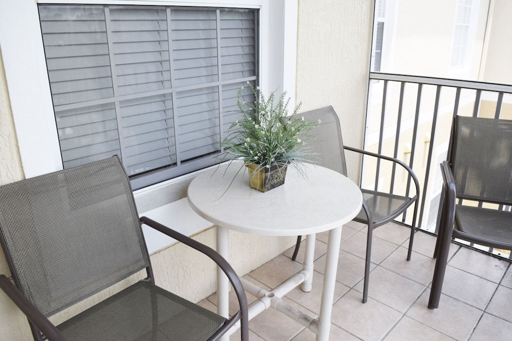 Windsor_palms_304n - Image 1