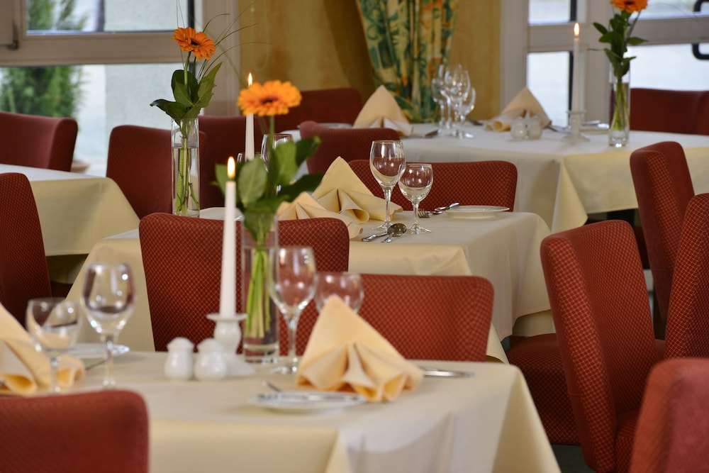 PLAZA INN Leonberg - Property Image 4