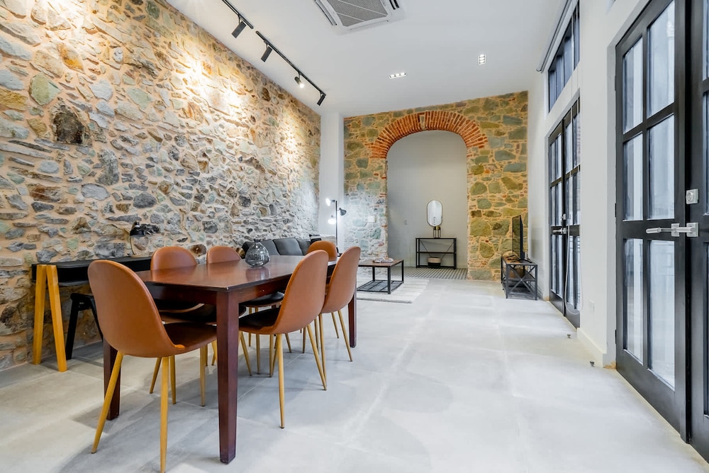w Contemporary 1BR in Plaza Catedral