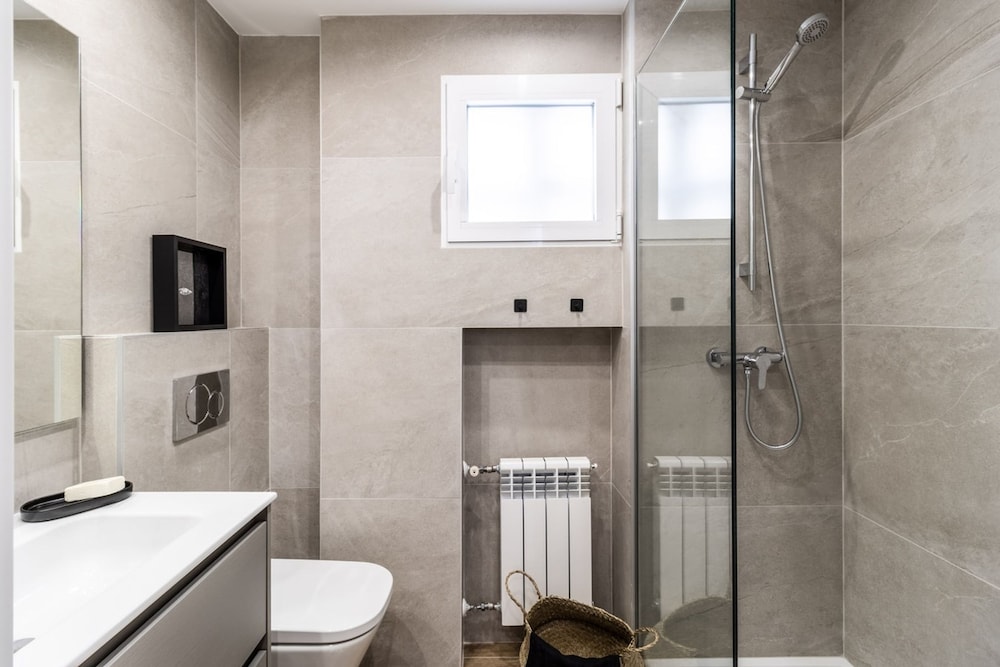 Formia - 2 Bedrooms in Azca