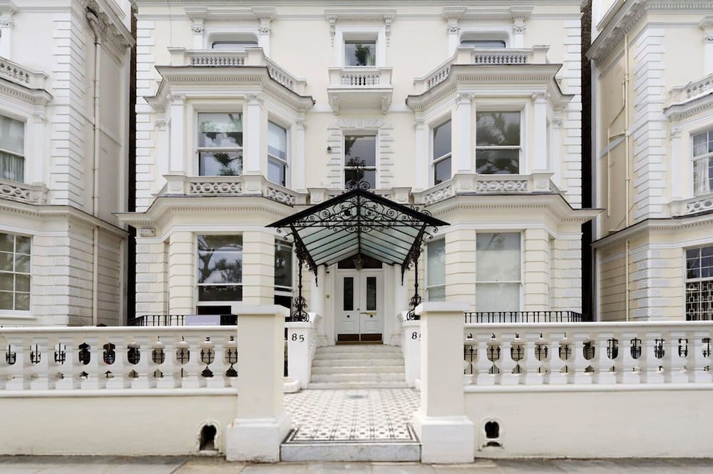 Studio Flat w Garden Access Holland Park