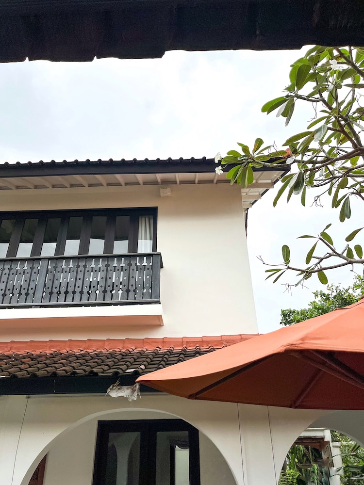 Lovely 2BR Villa Close to The Beach