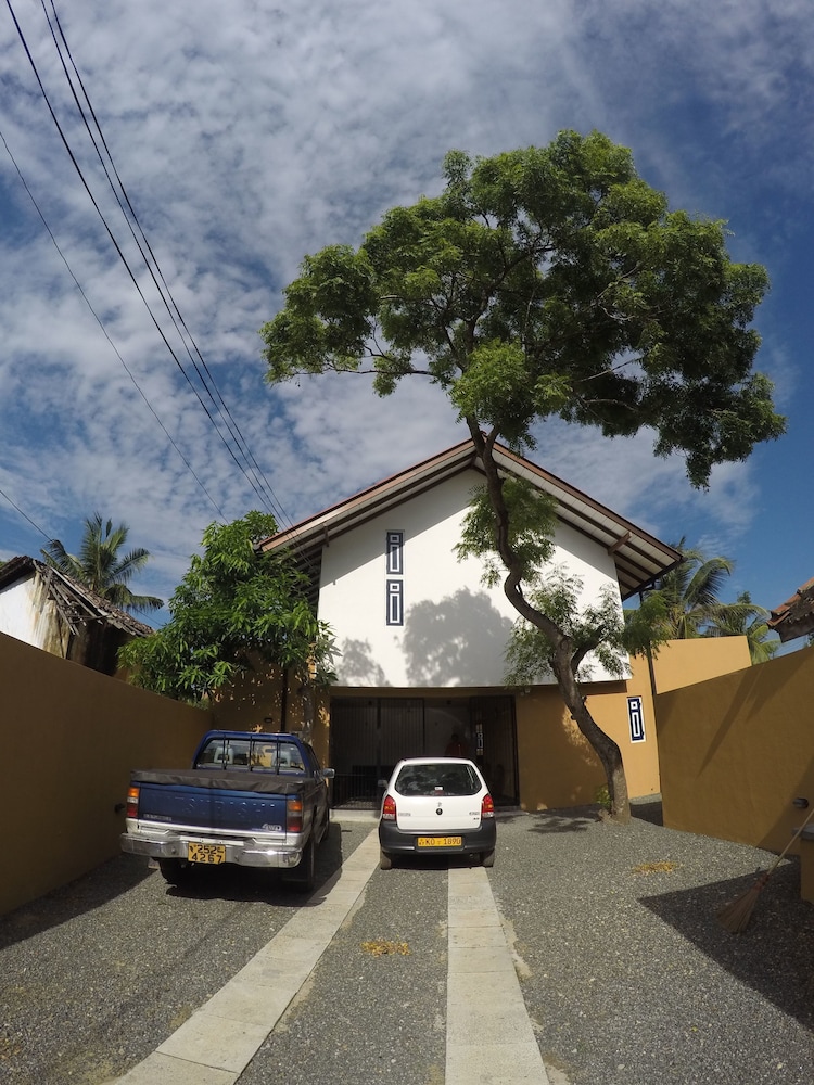 The Hostel Mirissa