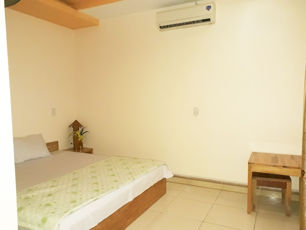Nam Phong Hotel Ham Yen view 4