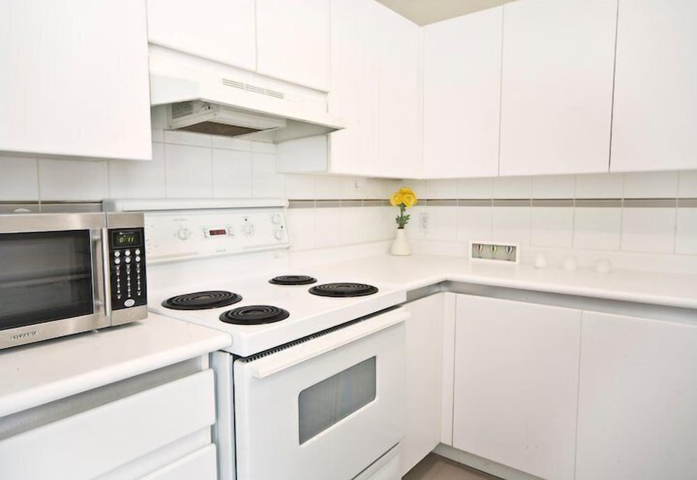 MondeLiving City Condo - Image 5