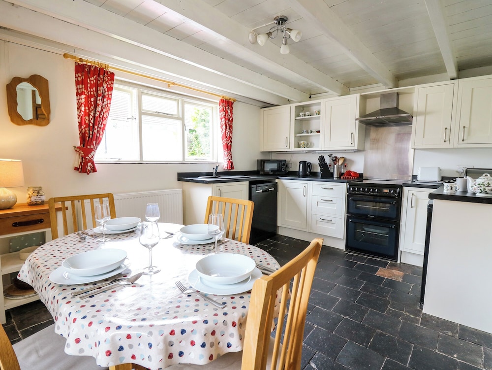 Panteg Cottage, Newport