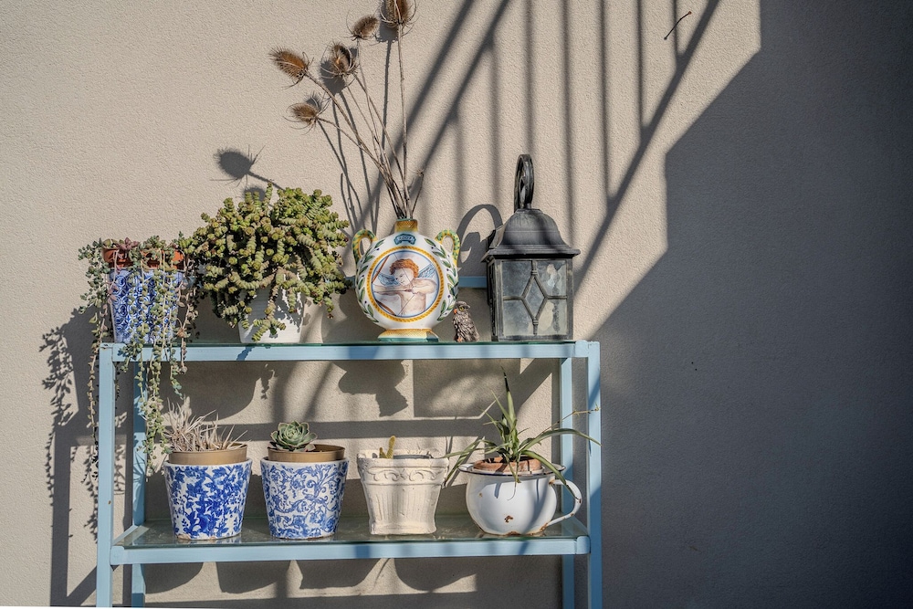 Casale nel Verde con Piscina e Vista