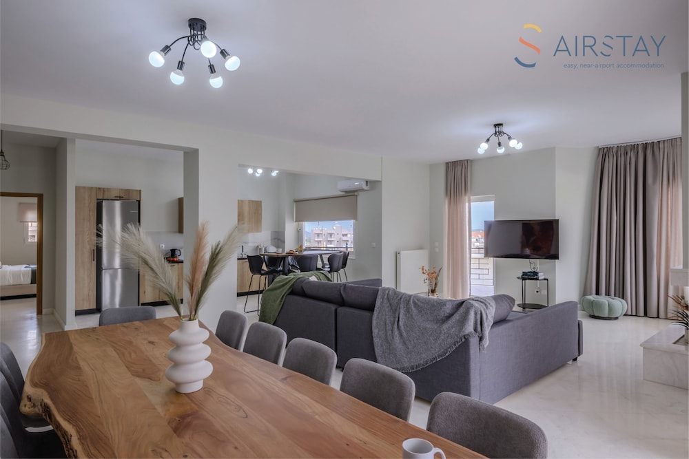 Jaax Apartment Airport by Airstay