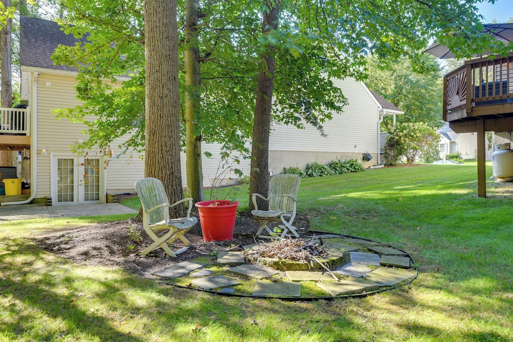 Room to Work & Relax! Laurel Home w/ Office, Yard