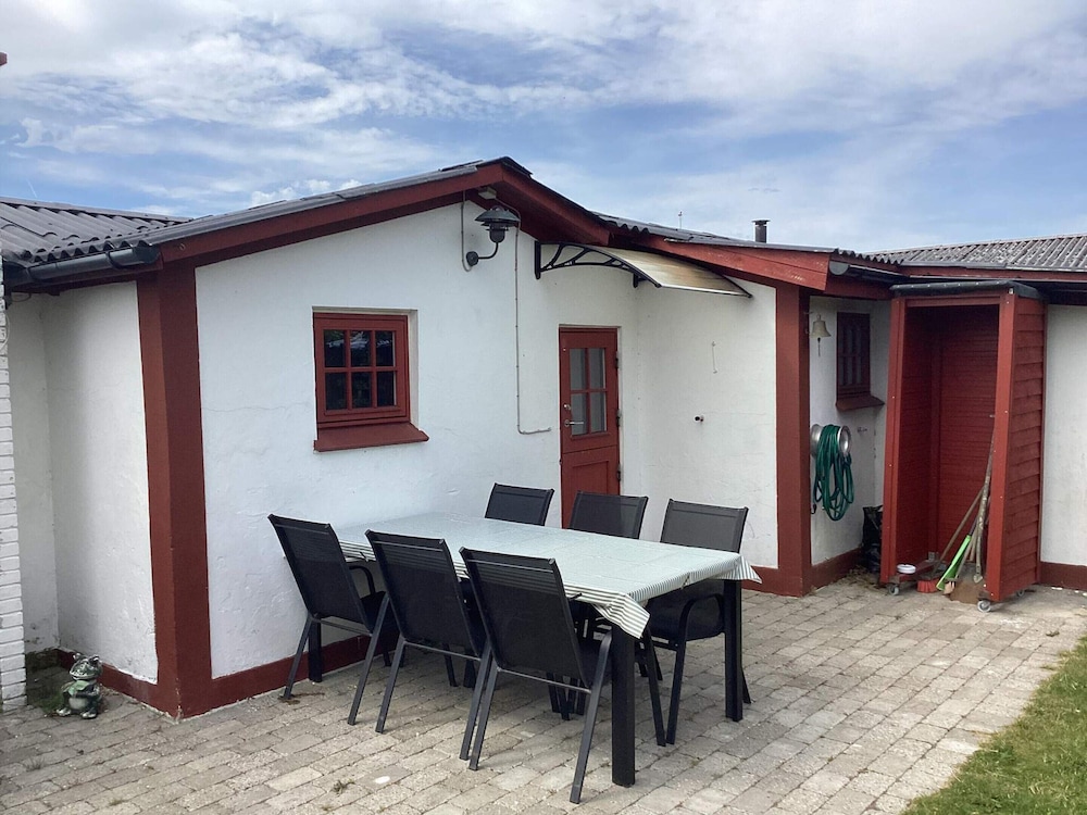 6 Person Holiday Home in Logstor