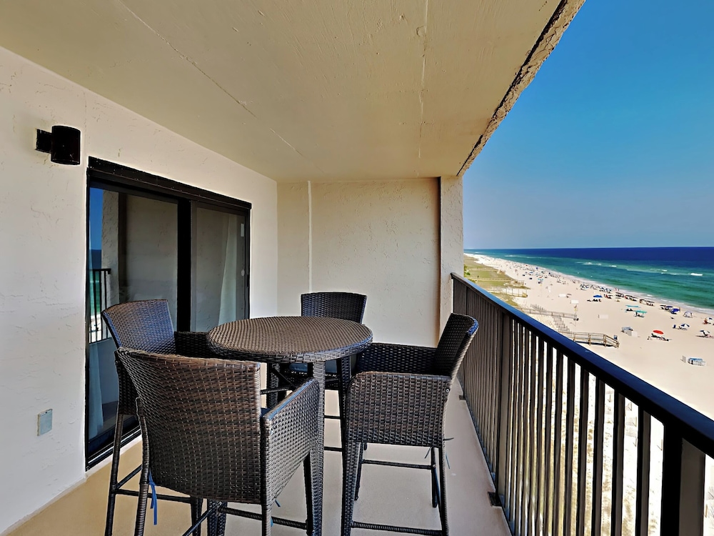 Ocean Breeze East by Southern Vacation Rentals