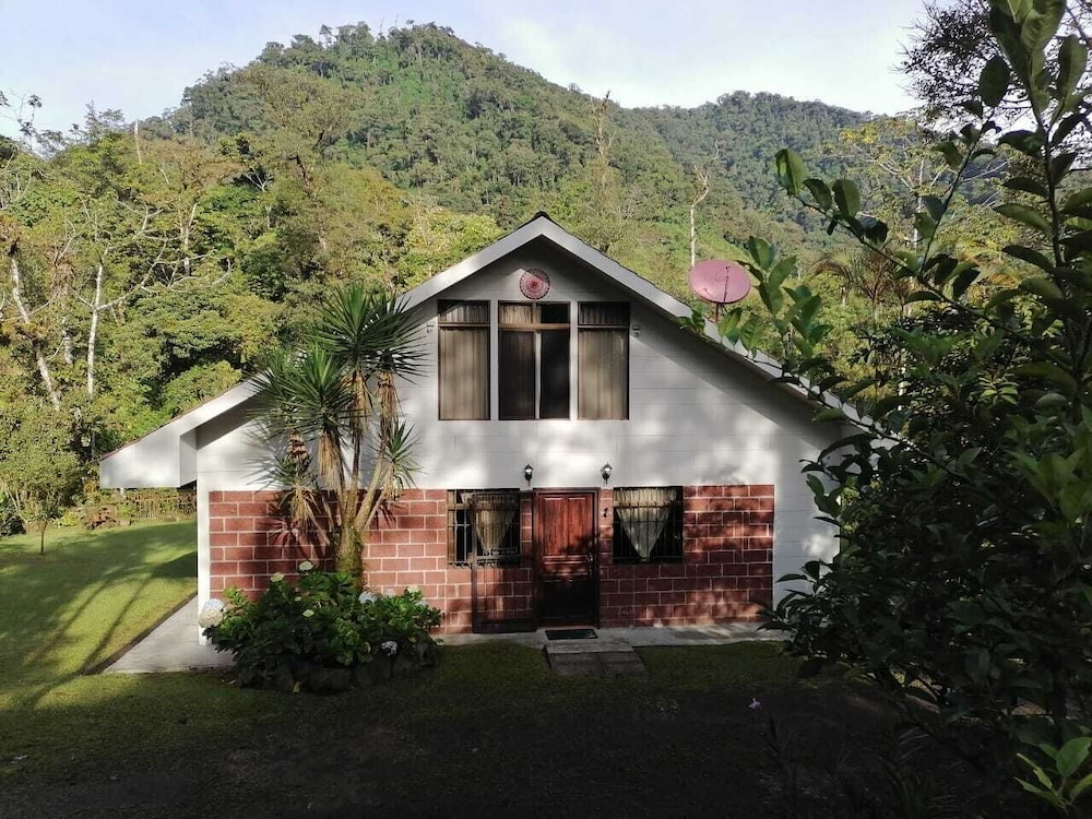 Hotel Los Sueños de Bajos del Toro