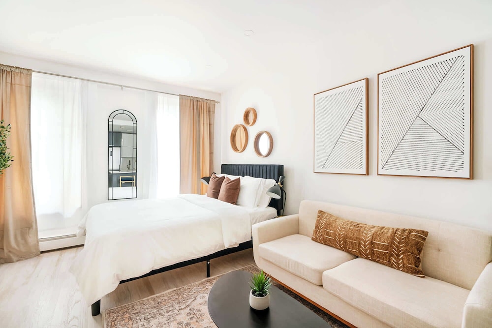1597 New York Apt