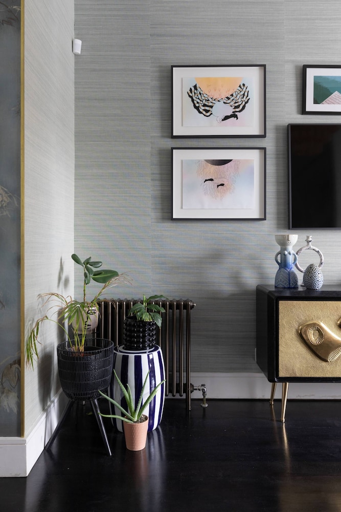 Westbourne Park Road XVI by Onefinestay
