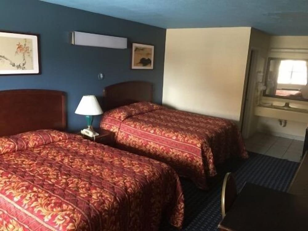 Guest Inn & Suites