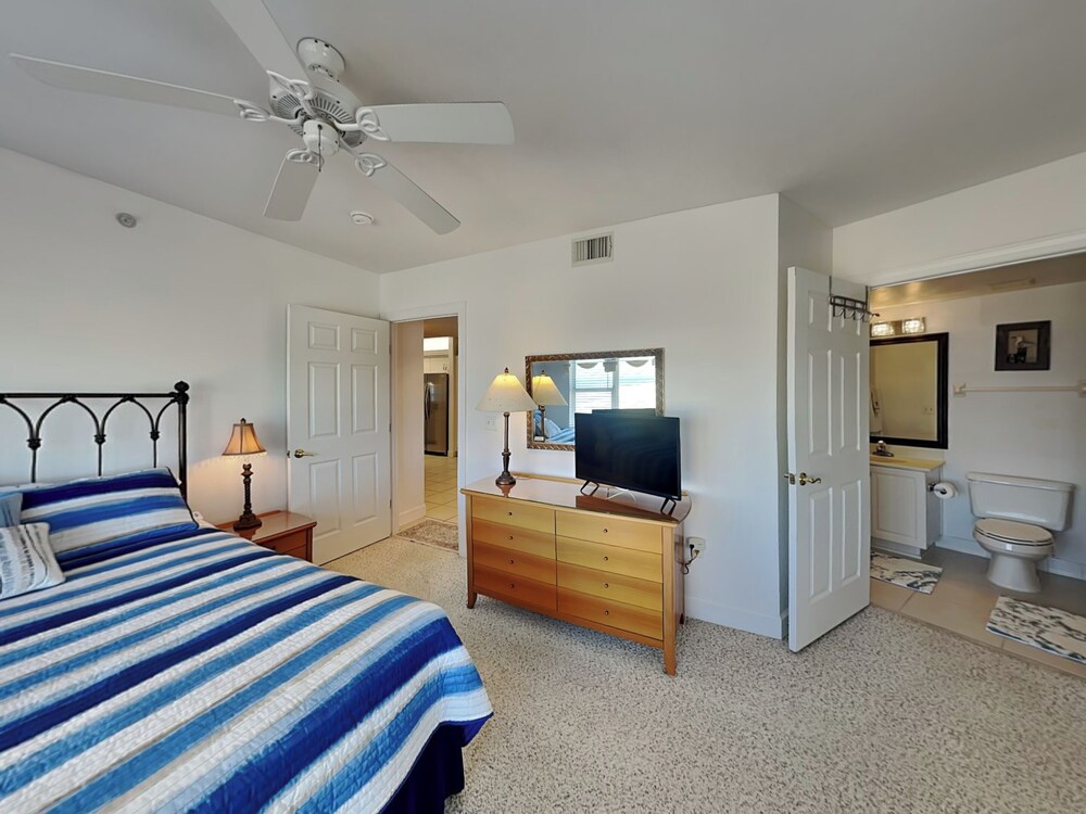 Towers Ten #801 by Distinctive Beach Rentals