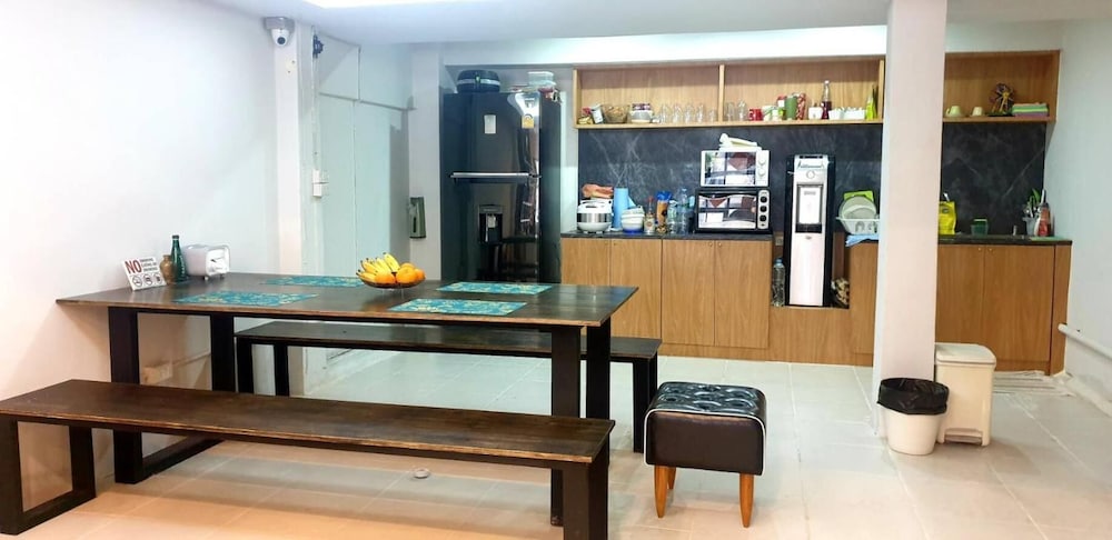 Asoke Montri Hostel