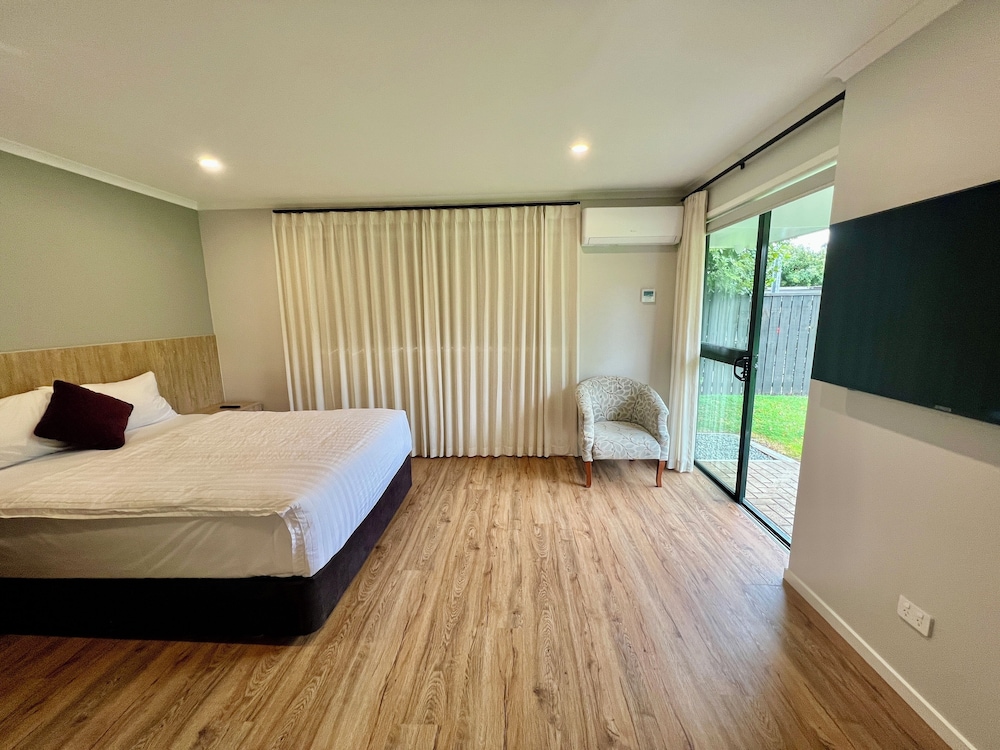 Albany Oak Motel