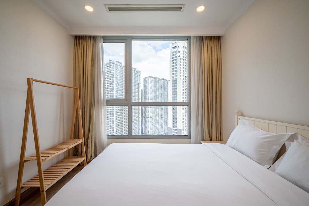 The Celavie Serviced Apartment Landmark
