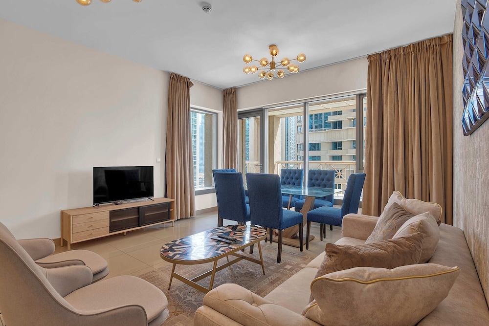 Bellavista - Elegant -2BR -Fountain View