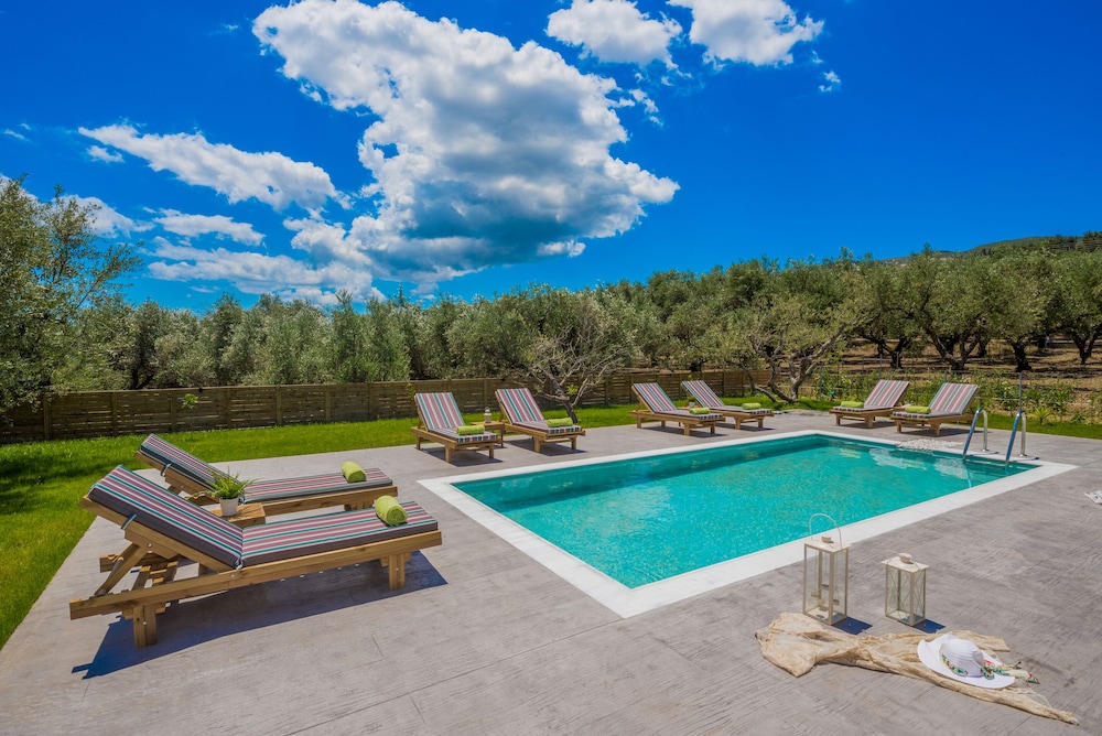 Natura Verde Villas