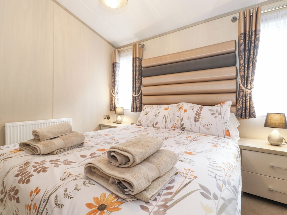 Tawny Owl Lodge