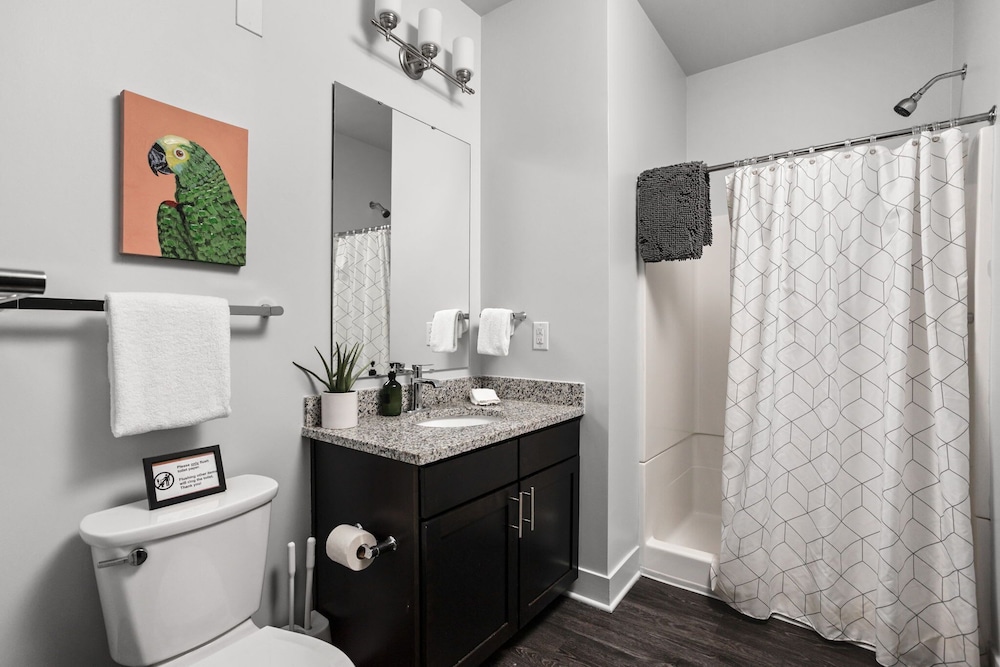 Cozysuites Stylish 4BR the heart of Nora