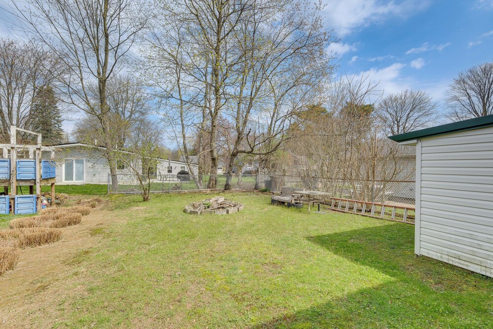 Walk to Edinboro Lake: Home w/ Fire Pit!