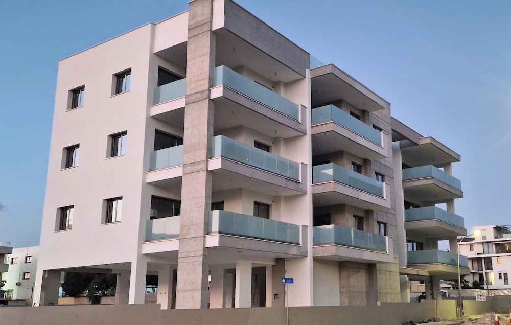 Mulberry Court Premium Apartments