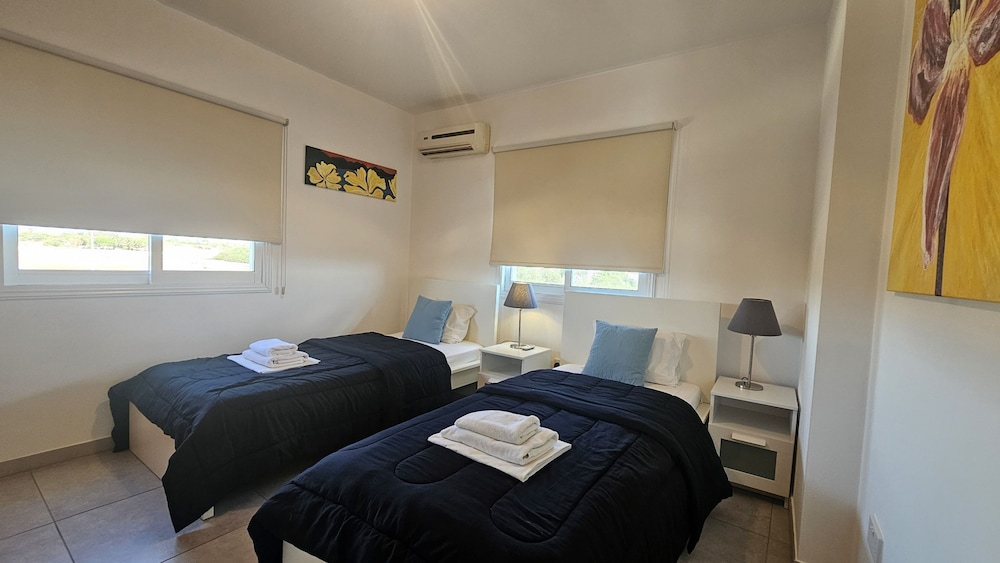 55 ATH - Stay Villa Harsha