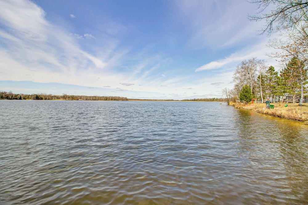 Boat Dock & Launch: Family Cabin on Prairie Lake!