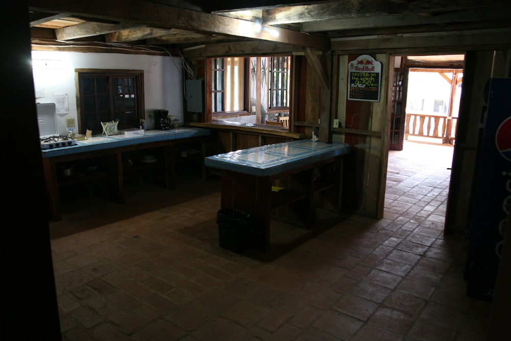 Hostal Oasis - Hostel