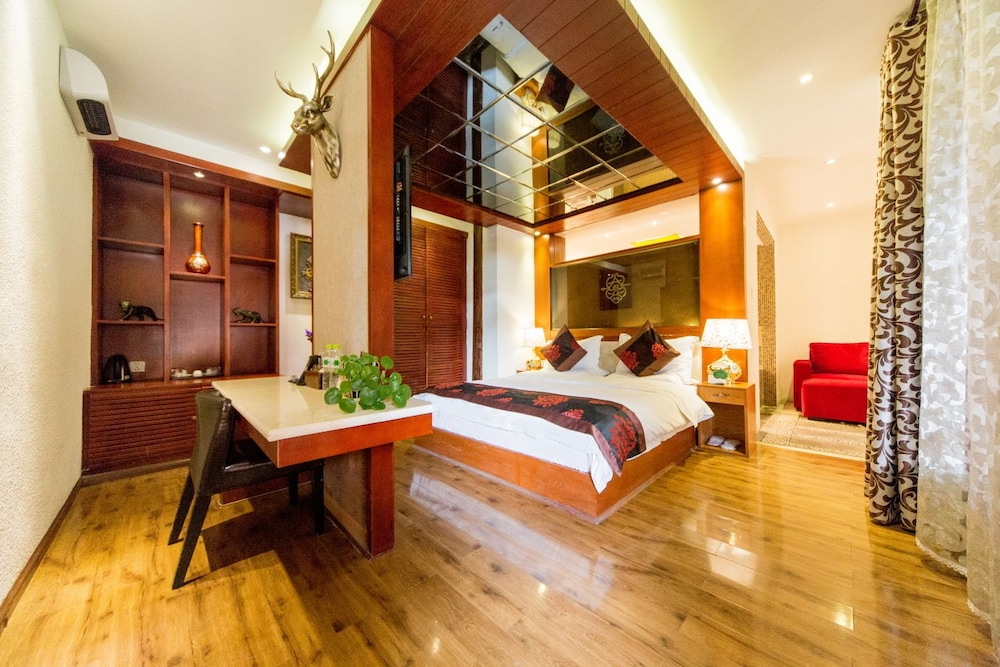 Lijiang Bairui Vacation Hotel
