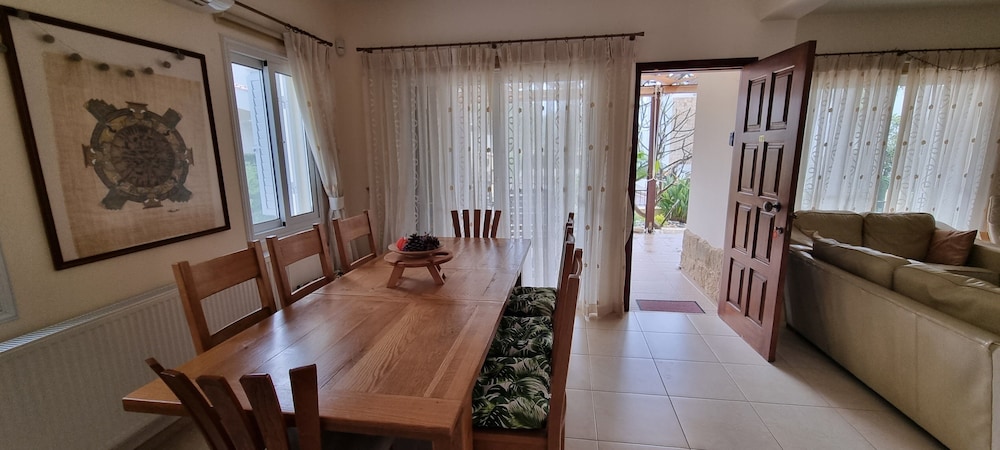 Fab Sea&mountain View Villa Close to the Beach