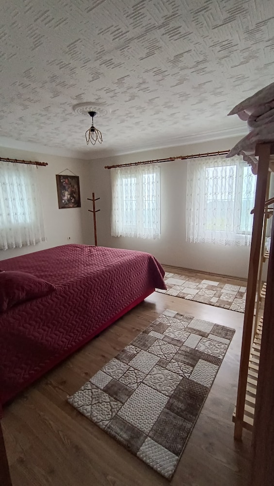 Ezmoce Suit Bungalov