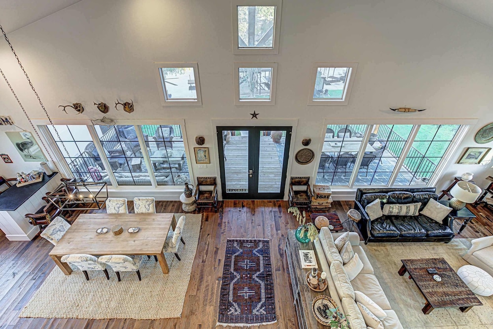 Immaculate Waterfront Home for 16 w/ Private Dock!