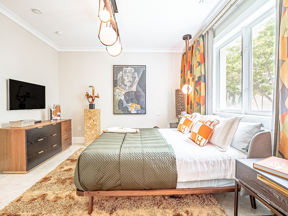 Watercolours Condominium 104