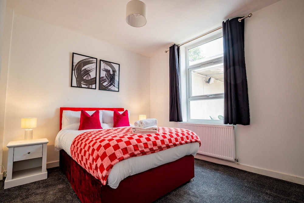 Host Stay Bromyard Flat 2