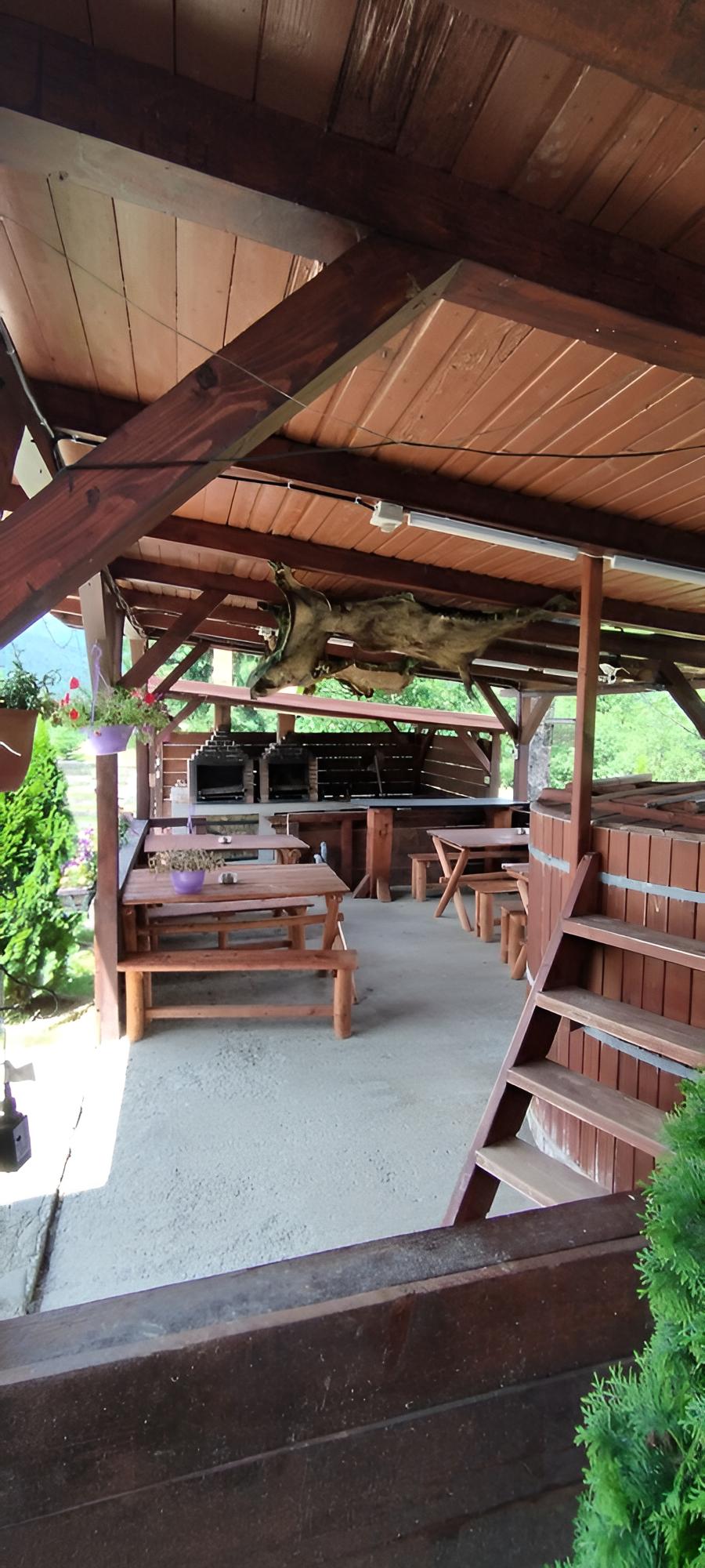 Photo 18